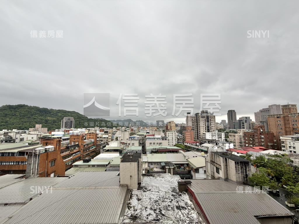 國品高樓有管理近捷運房屋室內格局與周邊環境