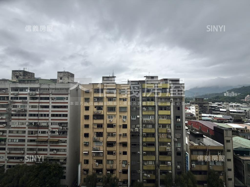 國品高樓有管理近捷運房屋室內格局與周邊環境