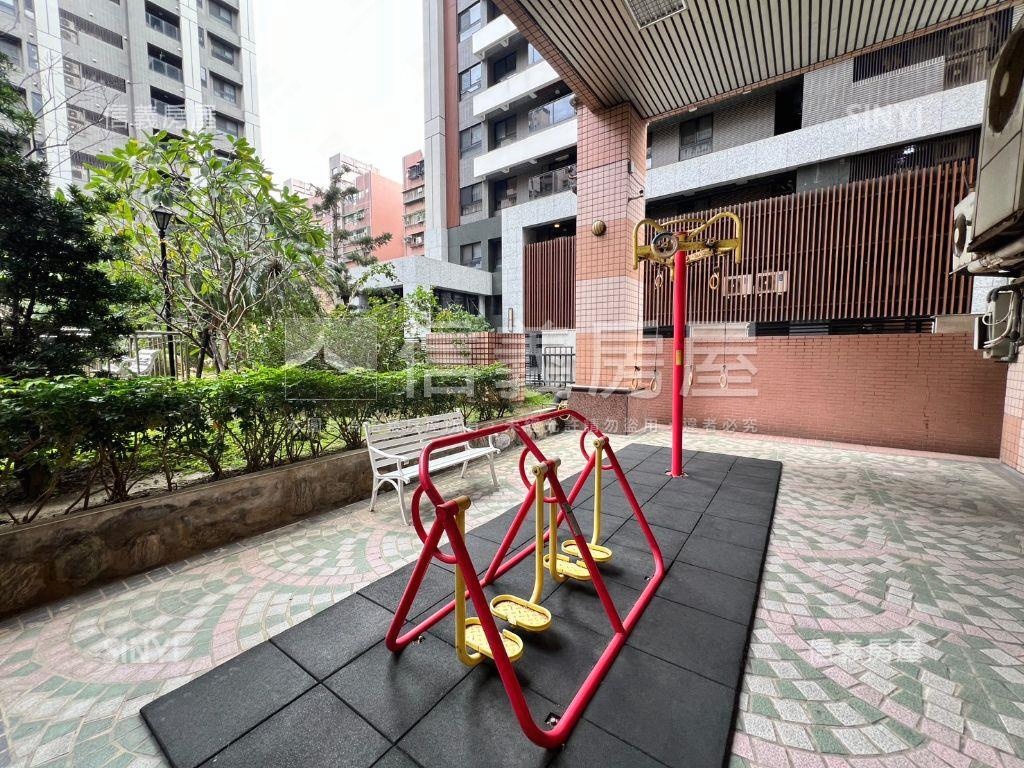 中平狀元高樓三房車位房屋室內格局與周邊環境