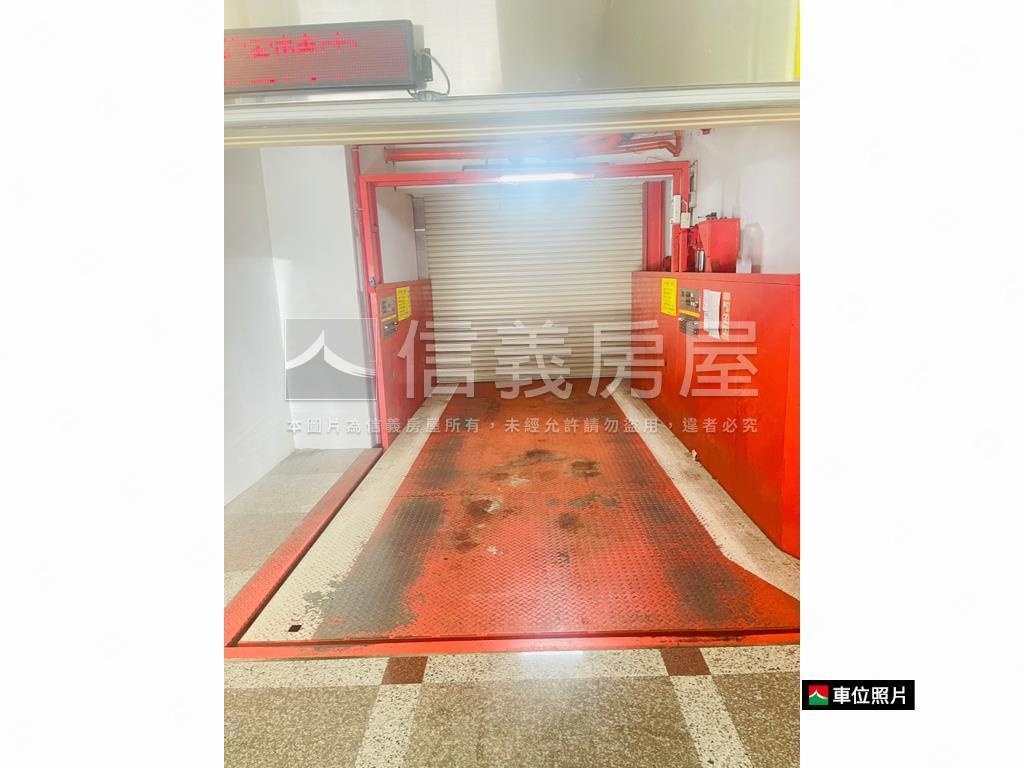 內湖悠活電梯兩房車位房屋室內格局與周邊環境