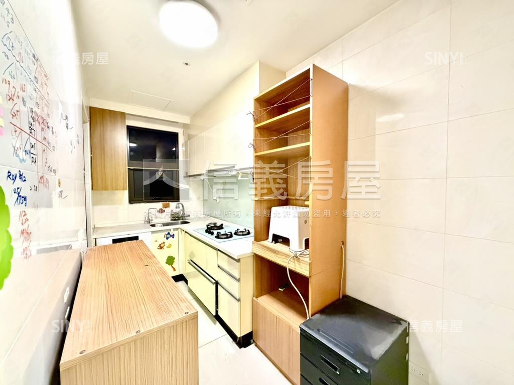 善美館溫馨三房房屋室內格局與周邊環境