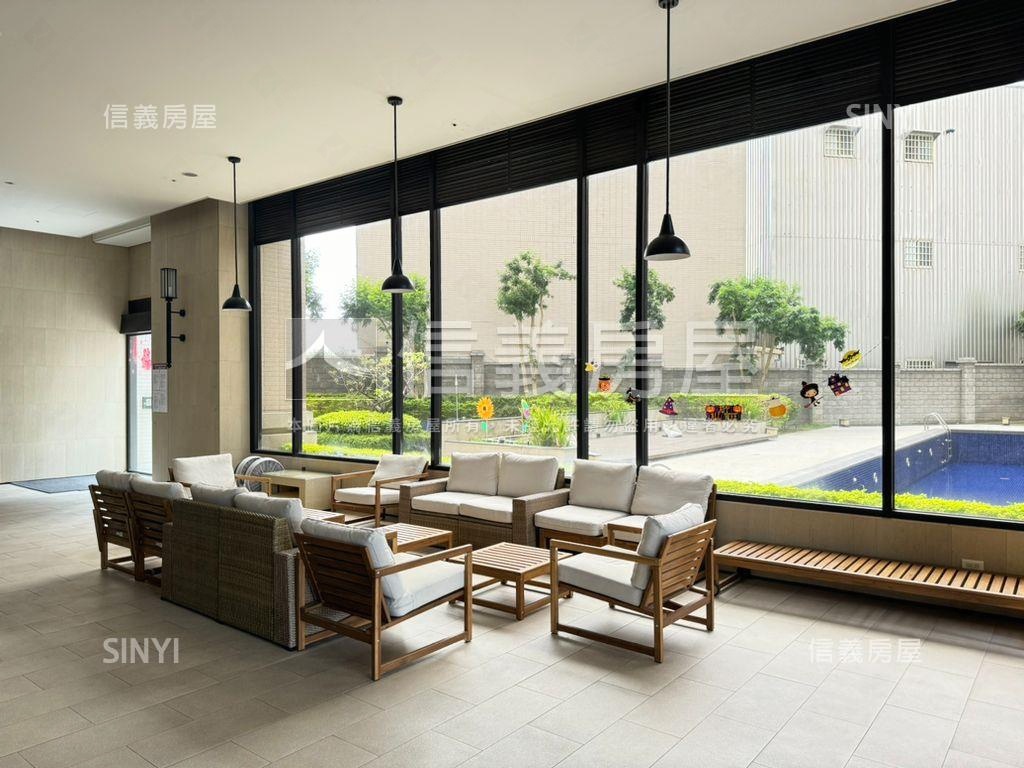 雙子星｜近捷運三房平車房屋室內格局與周邊環境