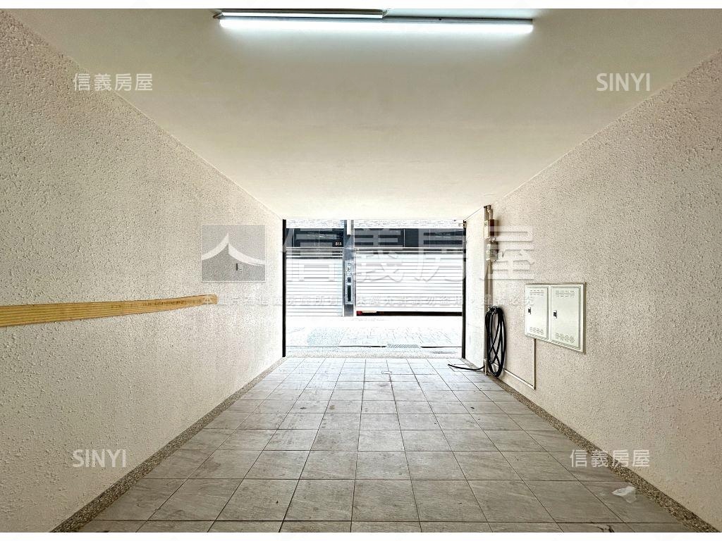【大寮捷運】面寬精美美墅房屋室內格局與周邊環境
