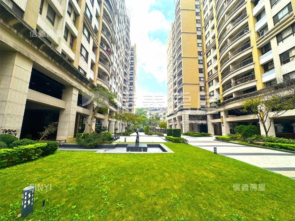 國際湯城美裝潢宅房屋室內格局與周邊環境