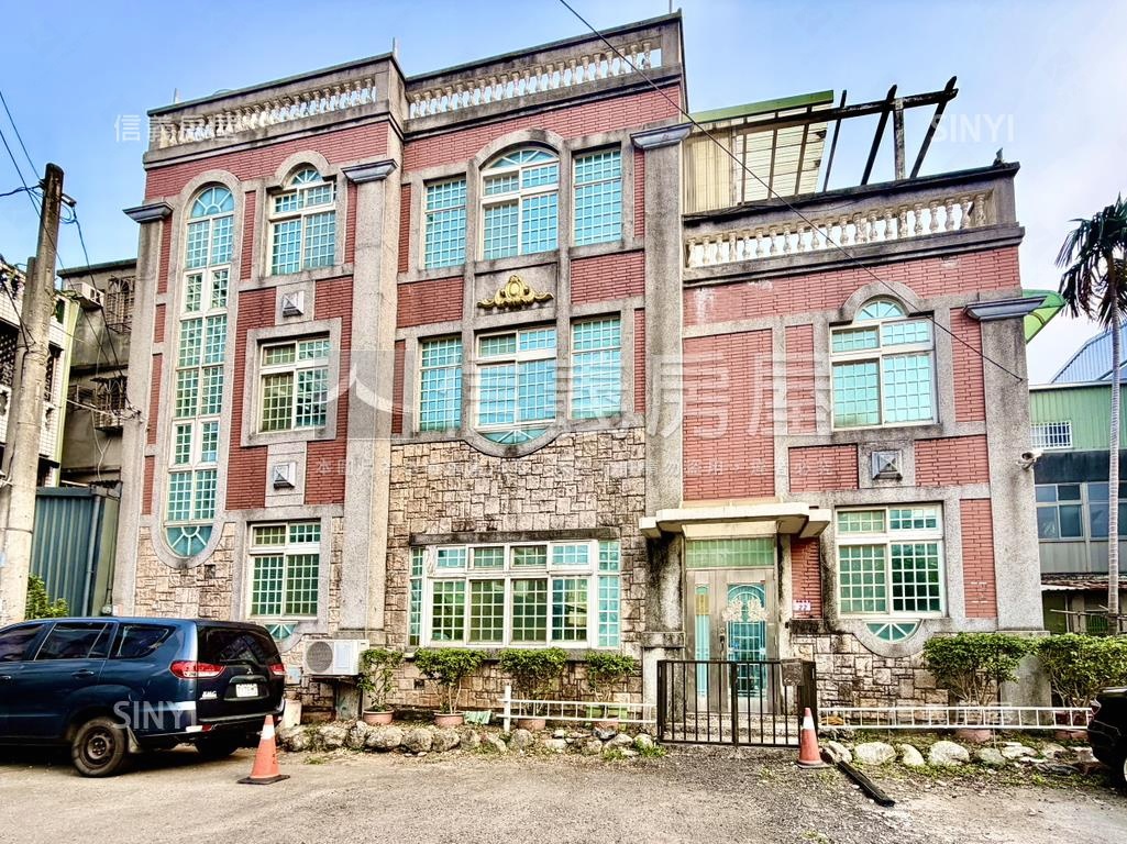 面仁美公園第一排別墅房屋室內格局與周邊環境