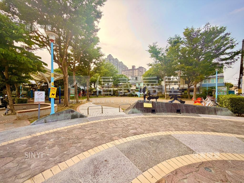 中壢。面公園。獨院別墅房屋室內格局與周邊環境