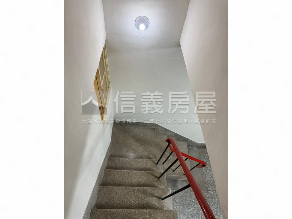 新和街透天房屋室內格局與周邊環境