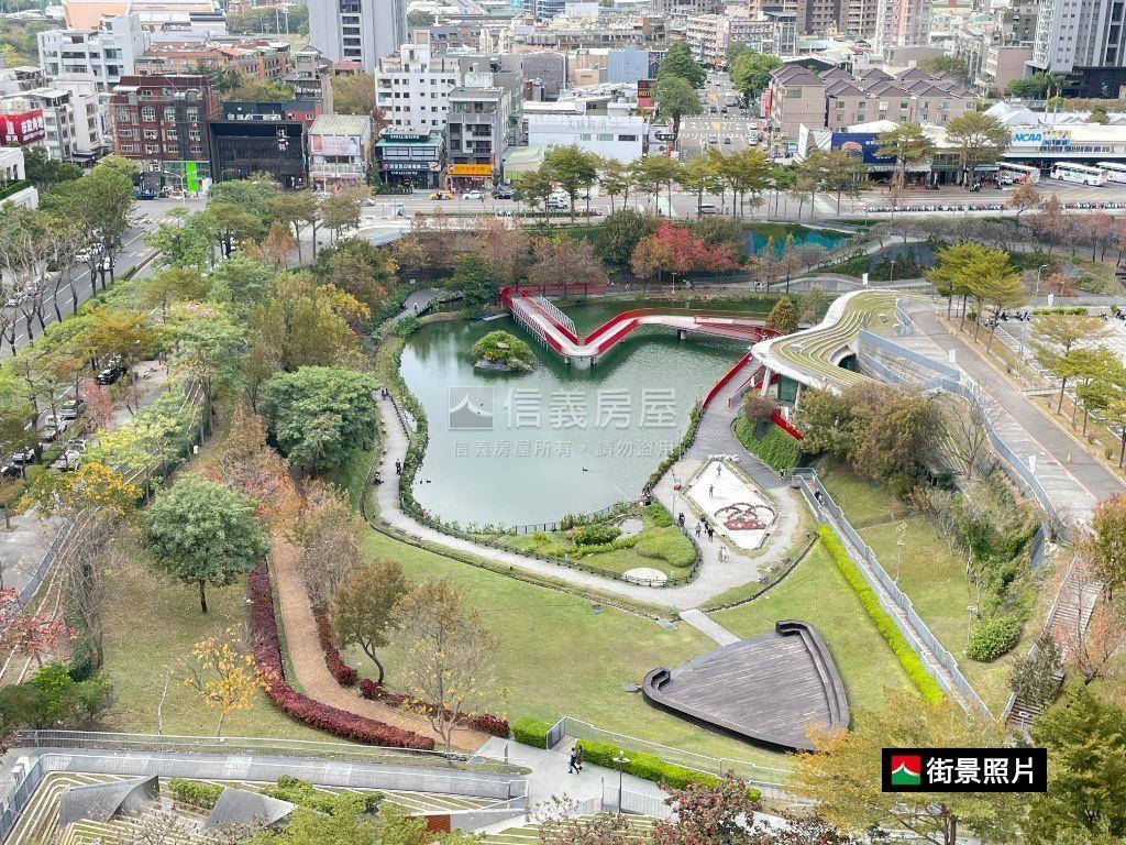 時代之上七期樓中樓露台戶房屋室內格局與周邊環境