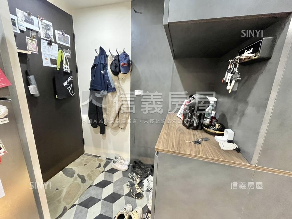 瑞典綠洲兩房平車房屋室內格局與周邊環境