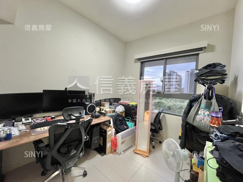 瑞典綠洲兩房平車房屋室內格局與周邊環境