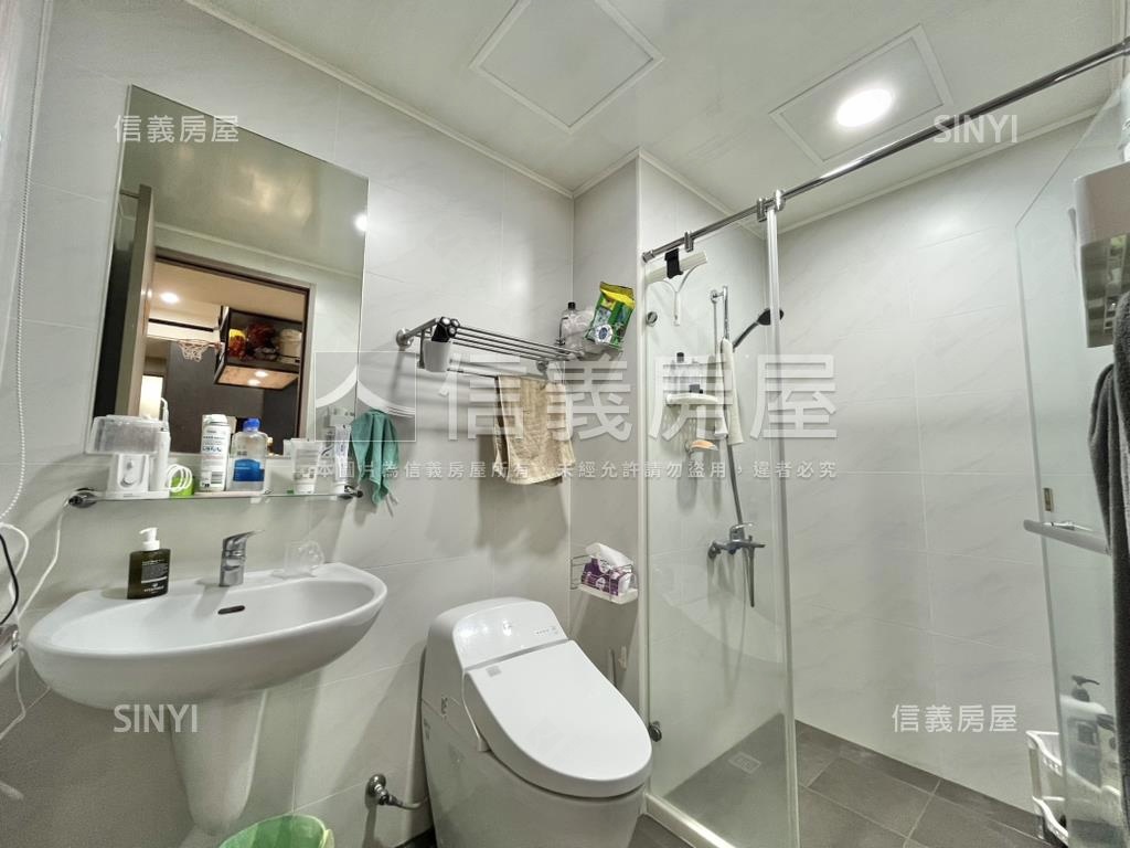 瑞典綠洲兩房平車房屋室內格局與周邊環境