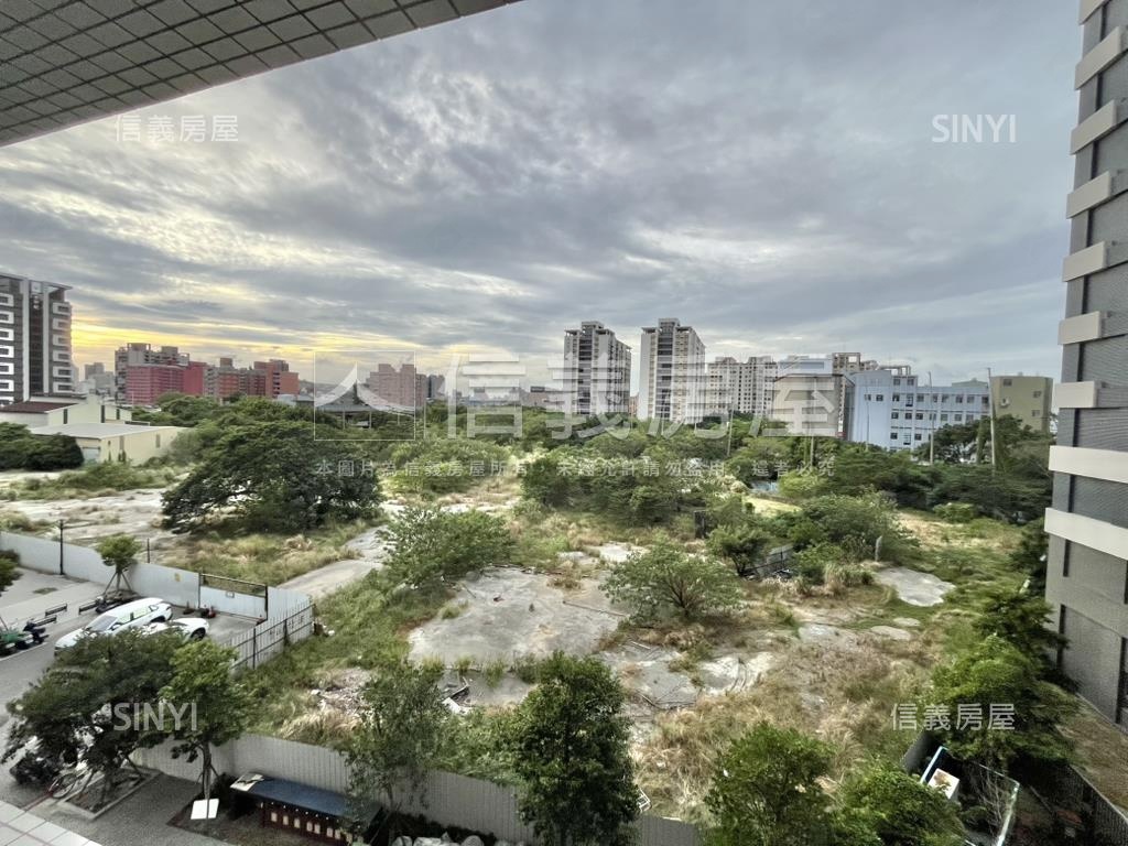 瑞典綠洲兩房平車房屋室內格局與周邊環境