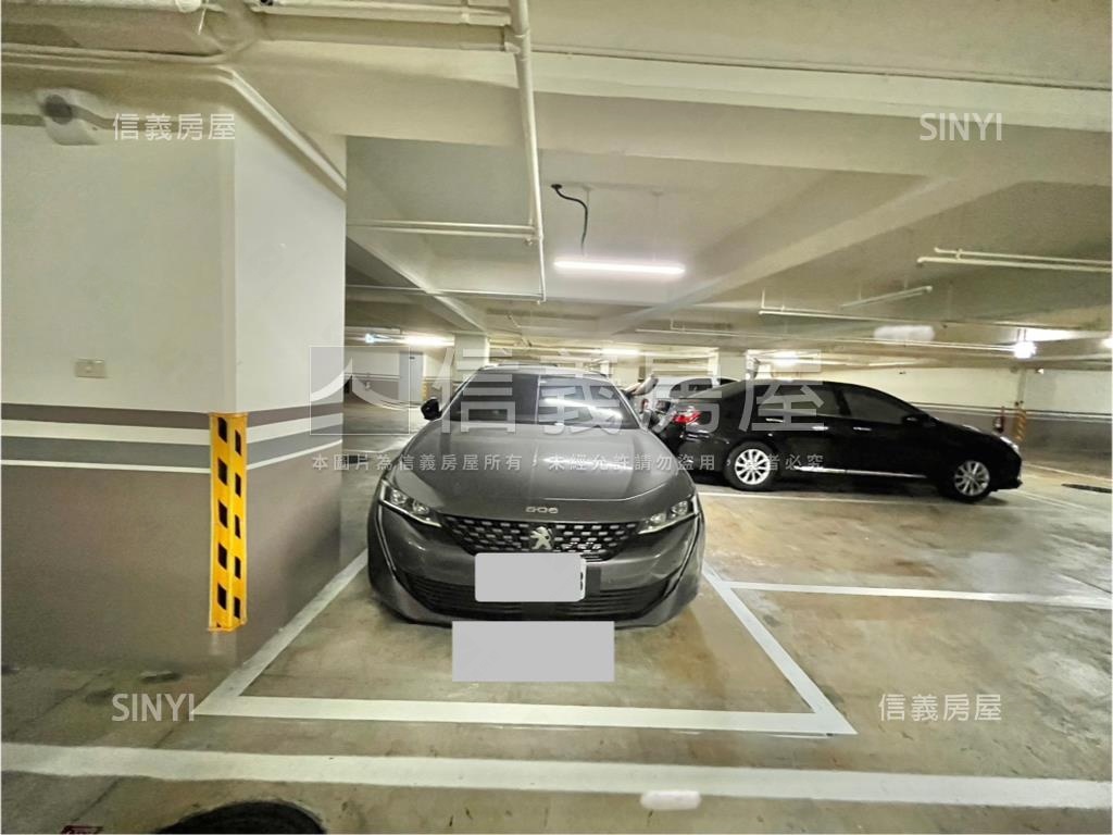 瑞典綠洲兩房平車房屋室內格局與周邊環境