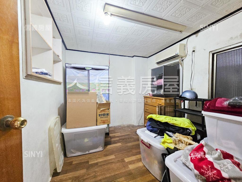 華勛市場旁活巷透天房屋室內格局與周邊環境