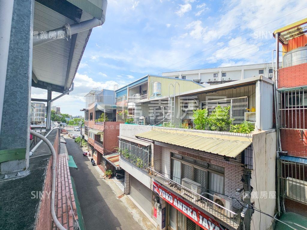 華勛市場旁活巷透天房屋室內格局與周邊環境