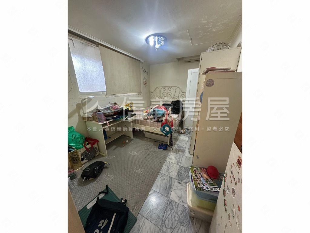 面校園三房美廈房屋室內格局與周邊環境