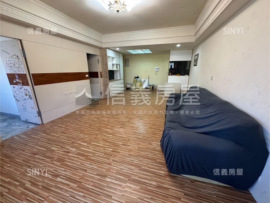 面校園三房美廈房屋室內格局與周邊環境