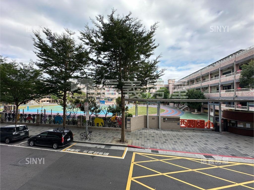 面校園三房美廈房屋室內格局與周邊環境