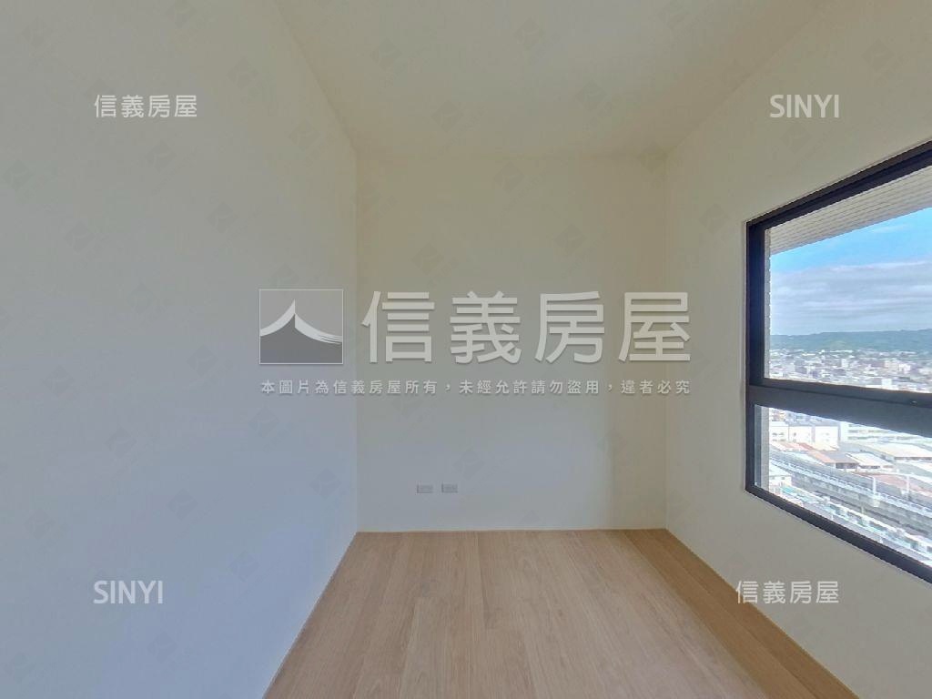 鄉林圓頂稀有高樓２衛車位房屋室內格局與周邊環境