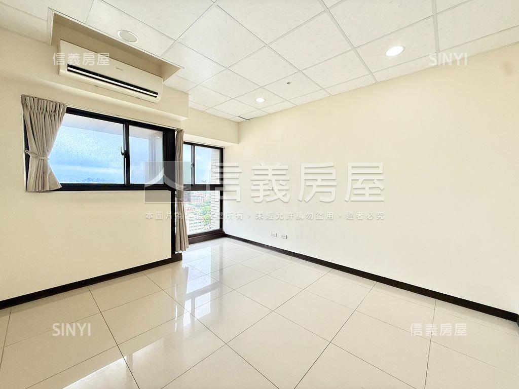 先看這間！面公園景觀宅房屋室內格局與周邊環境