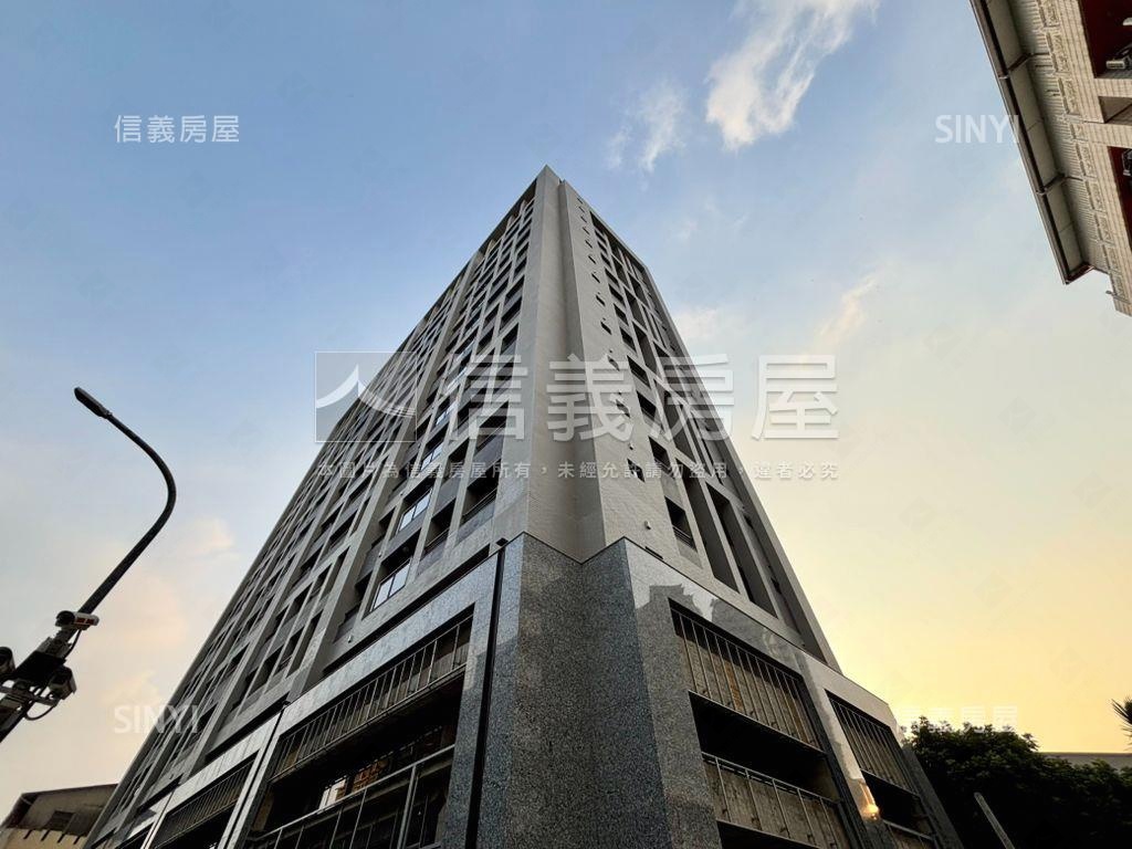 昂峰惟美☆辦公室露臺戶房屋室內格局與周邊環境