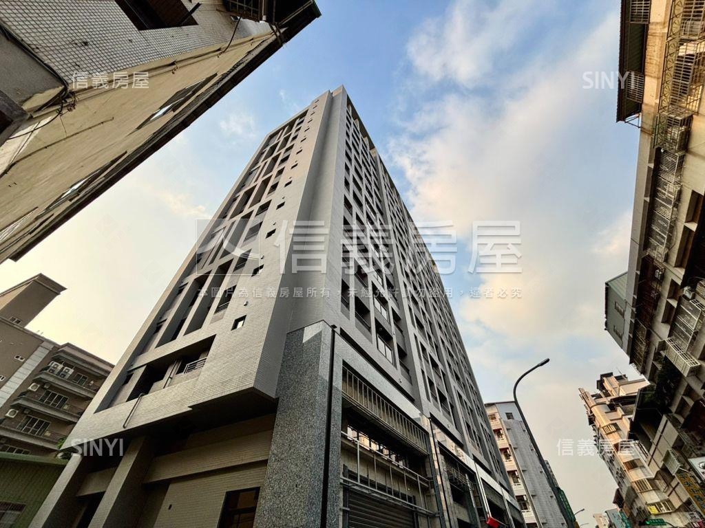 昂峰惟美☆辦公室露臺戶房屋室內格局與周邊環境