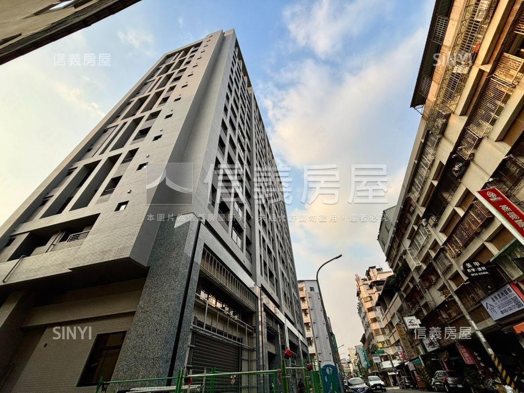 昂峰惟美☆辦公室露臺戶房屋室內格局與周邊環境