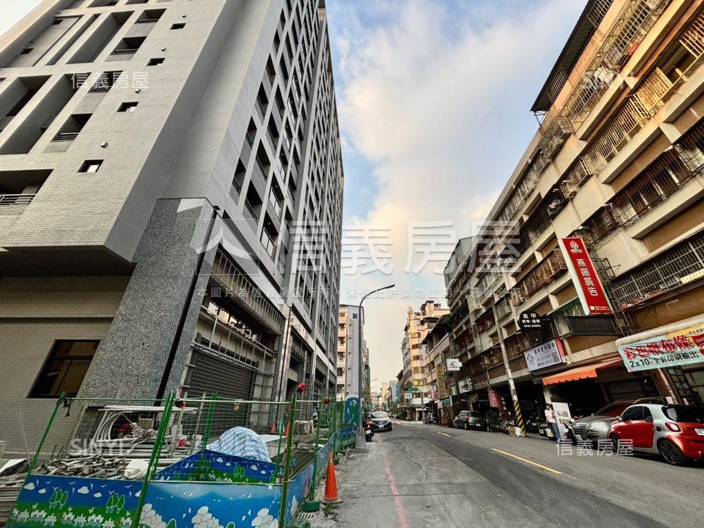 昂峰惟美☆辦公室露臺戶房屋室內格局與周邊環境