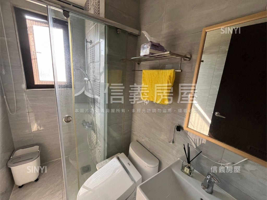 天越三房帶塔式車位房屋室內格局與周邊環境