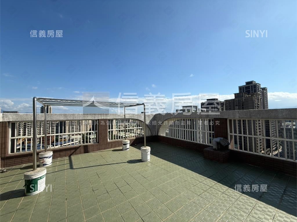 近捷運三房帶塔式車位房屋室內格局與周邊環境