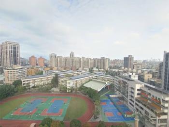 近捷運三房帶塔式車位