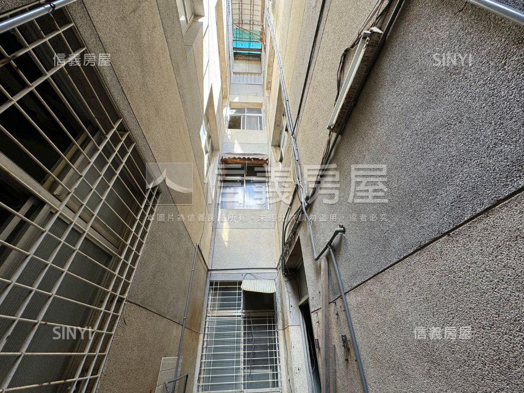 金華約１７米寬大地坪透天房屋室內格局與周邊環境