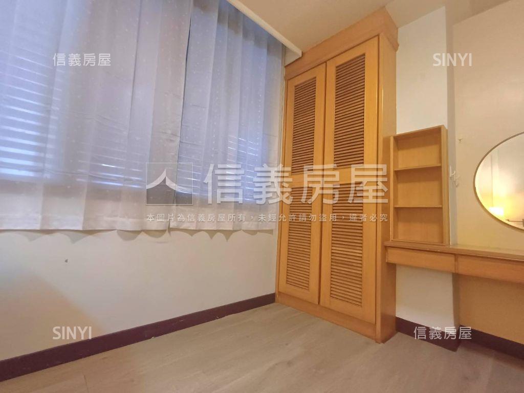 中區滿租整棟透天稀有釋出房屋室內格局與周邊環境