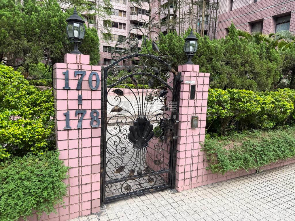 ｛傳家｝信義計畫區五房讚房屋室內格局與周邊環境