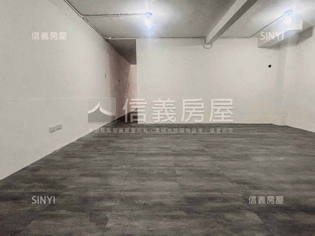 建國正路燙金透店房屋室內格局與周邊環境