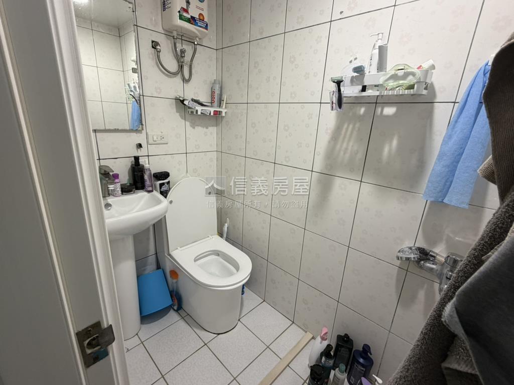 時尚新宿首購美屋房屋室內格局與周邊環境