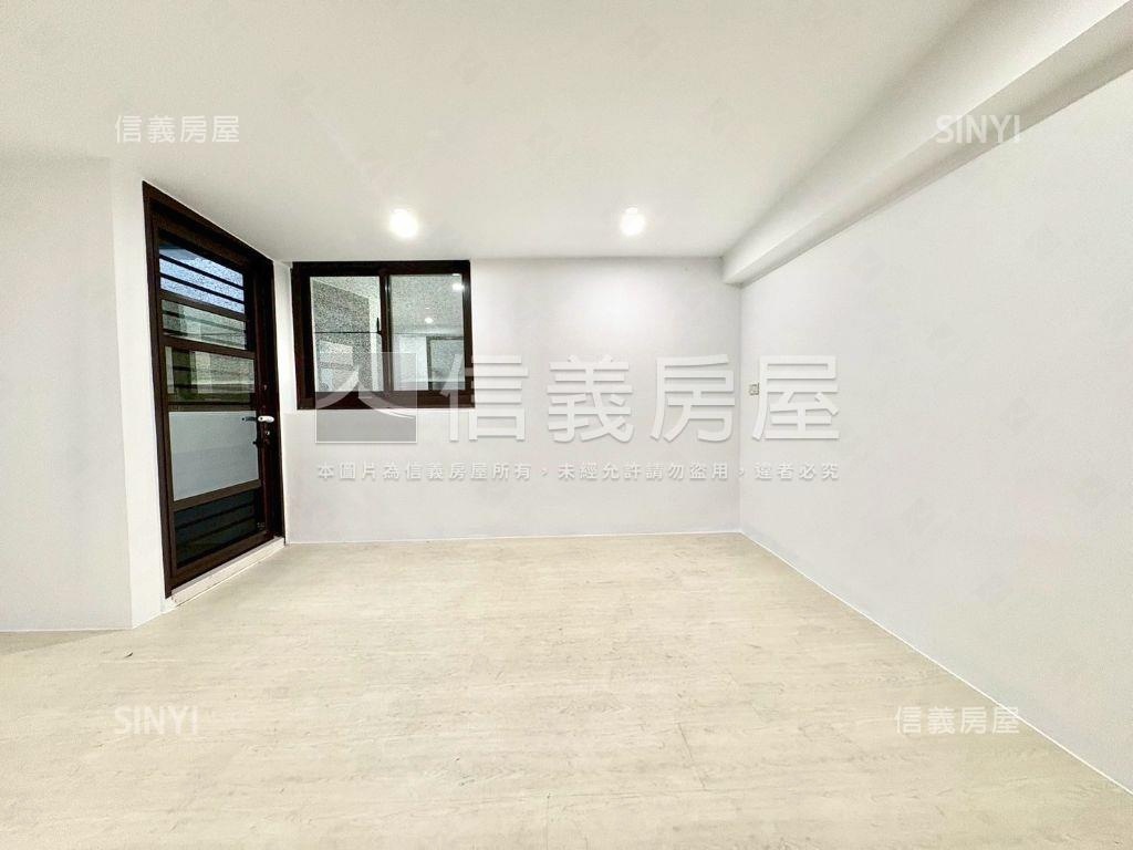 近康橋正五權南路精美店住房屋室內格局與周邊環境