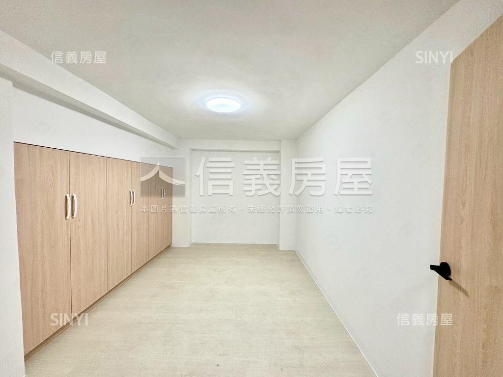 近康橋正五權南路精美店住房屋室內格局與周邊環境