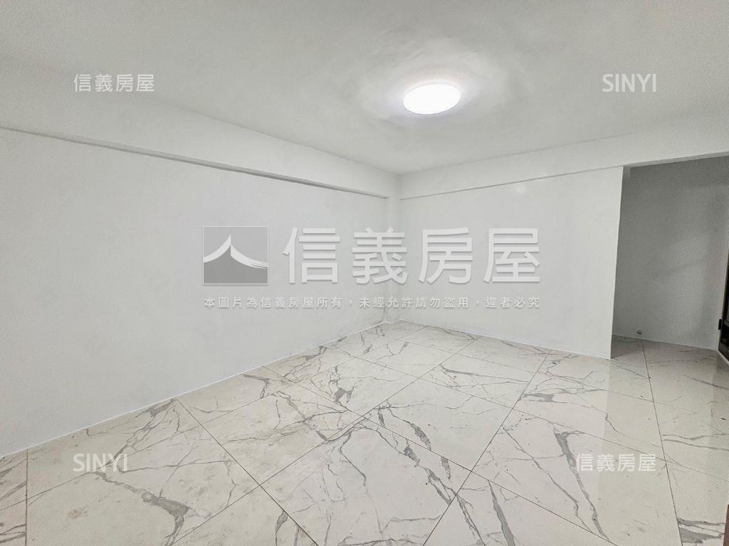 近康橋正五權南路精美店住房屋室內格局與周邊環境