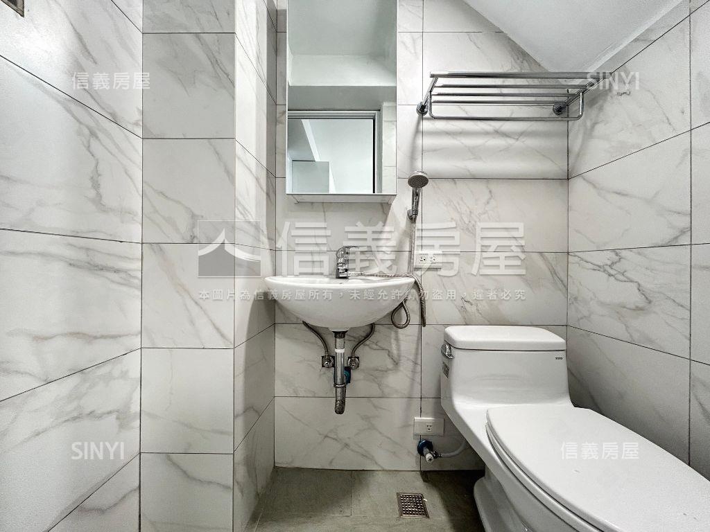 近康橋正五權南路精美店住房屋室內格局與周邊環境