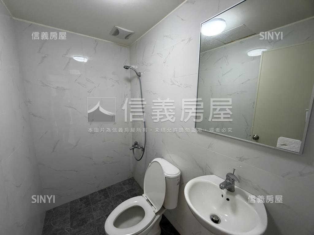 近成大三房有車位｜天闕房屋室內格局與周邊環境