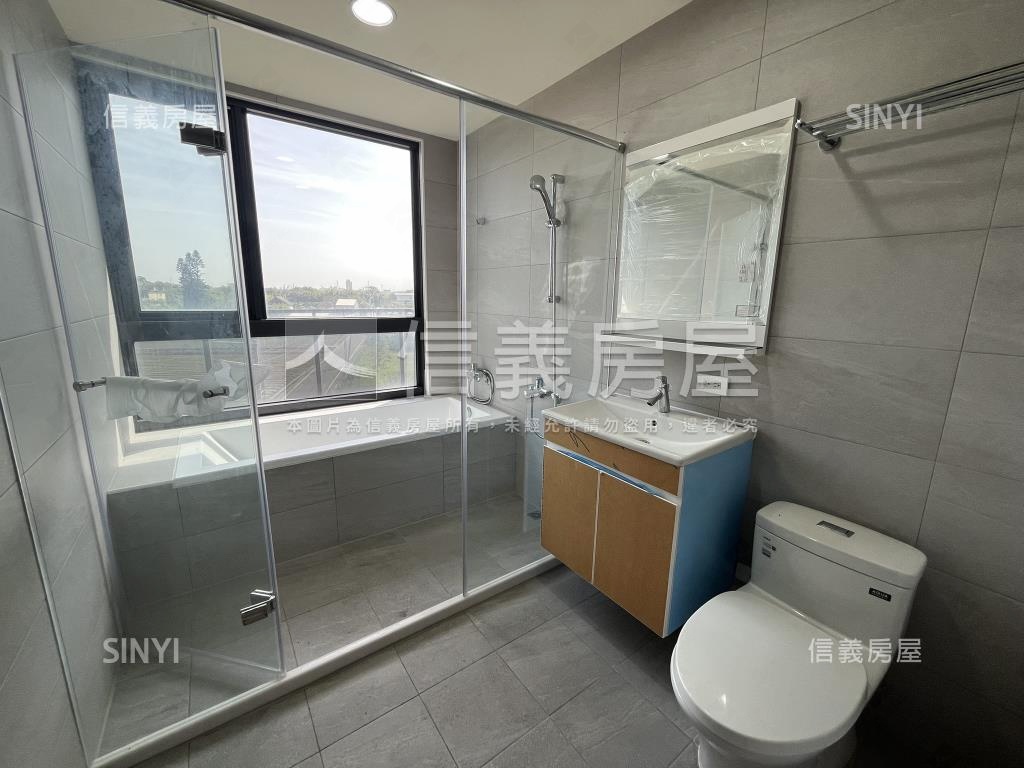 全新擁萃裝潢電梯別墅Ａ房屋室內格局與周邊環境