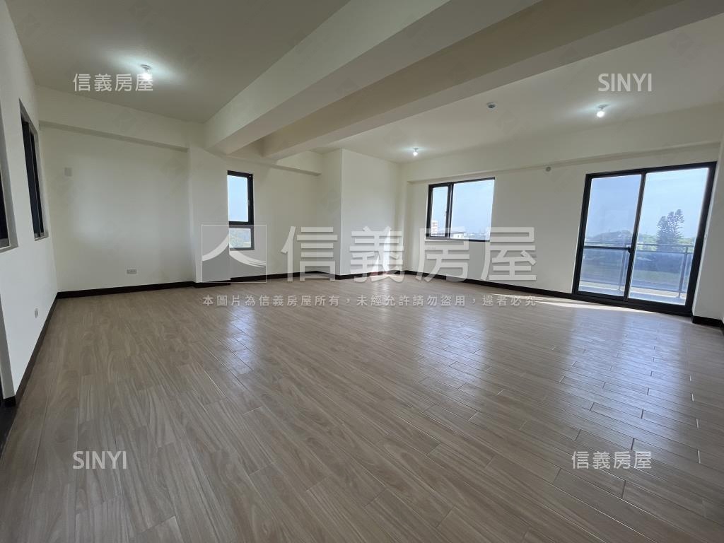 全新擁萃裝潢電梯別墅Ａ房屋室內格局與周邊環境