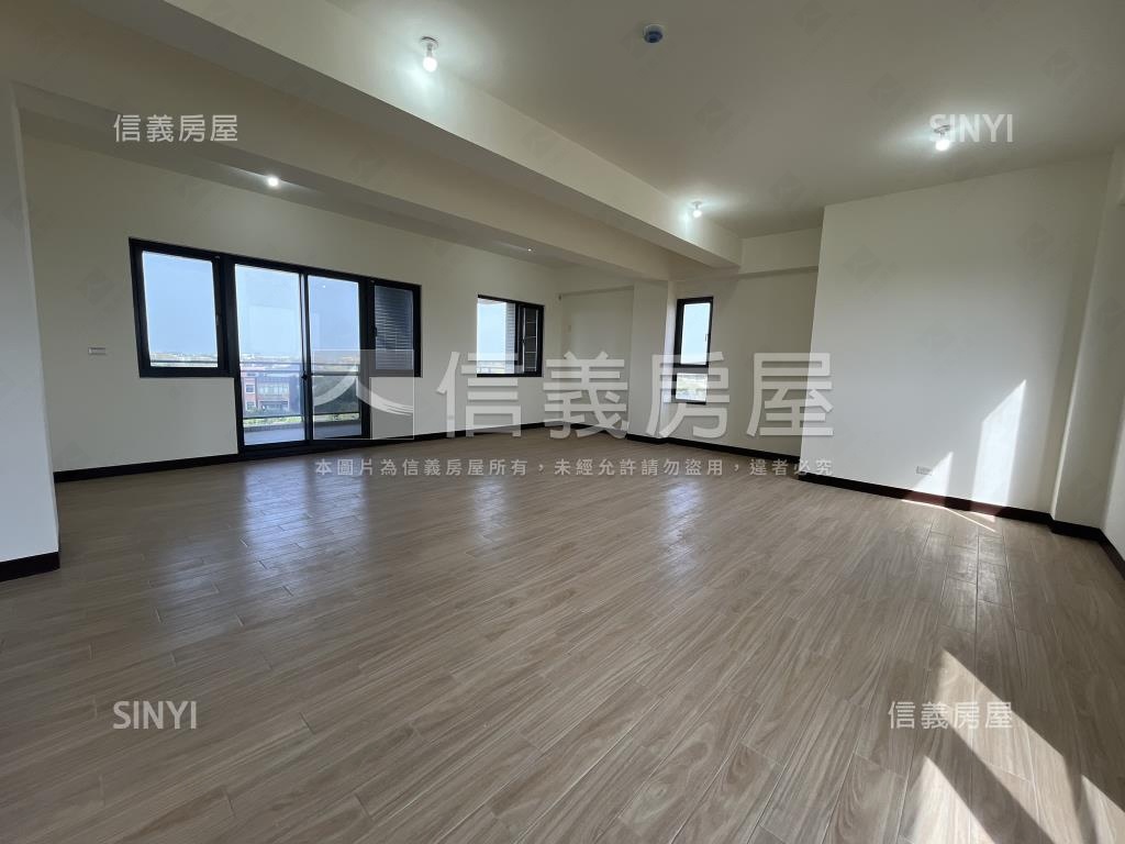 全新擁萃裝潢電梯別墅Ａ房屋室內格局與周邊環境