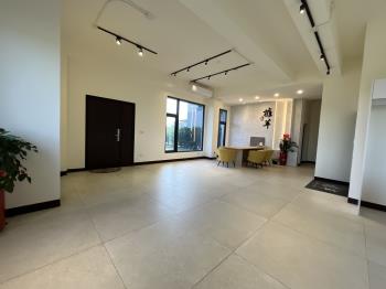 全新擁萃裝潢電梯別墅Ａ