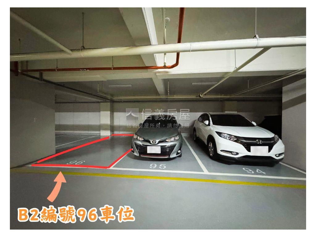 景泰然２房景觀坡平車位房屋室內格局與周邊環境