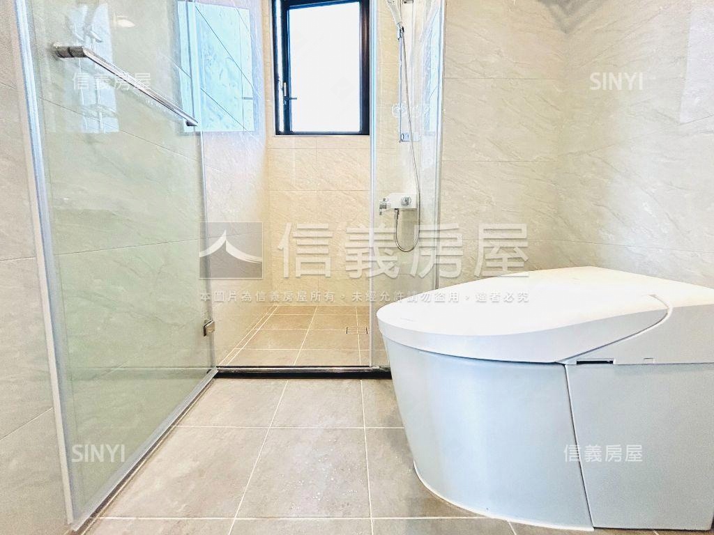 安南區。學東重劃區有平車房屋室內格局與周邊環境