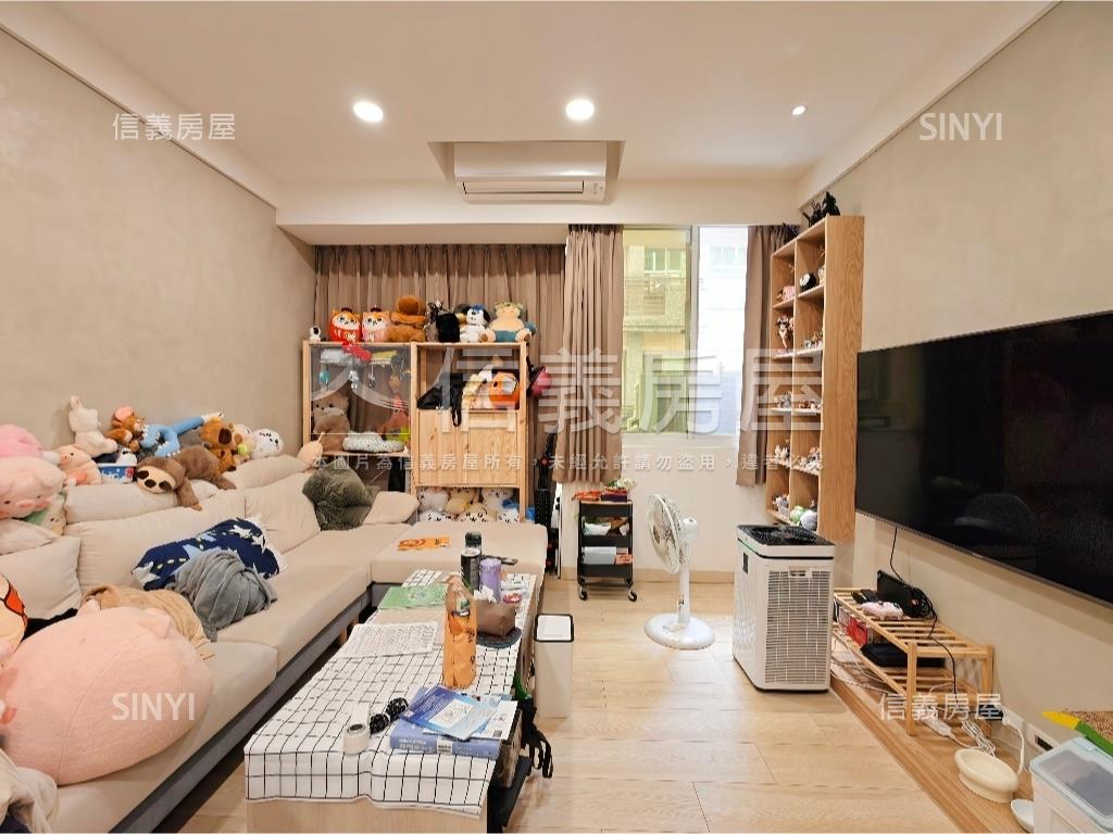 鳳山仰德‧質感車墅房屋室內格局與周邊環境