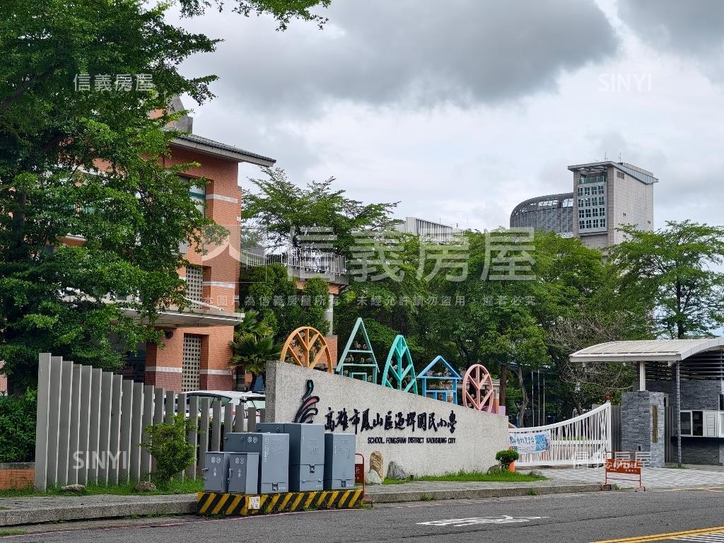 鳳山仰德‧質感車墅房屋室內格局與周邊環境