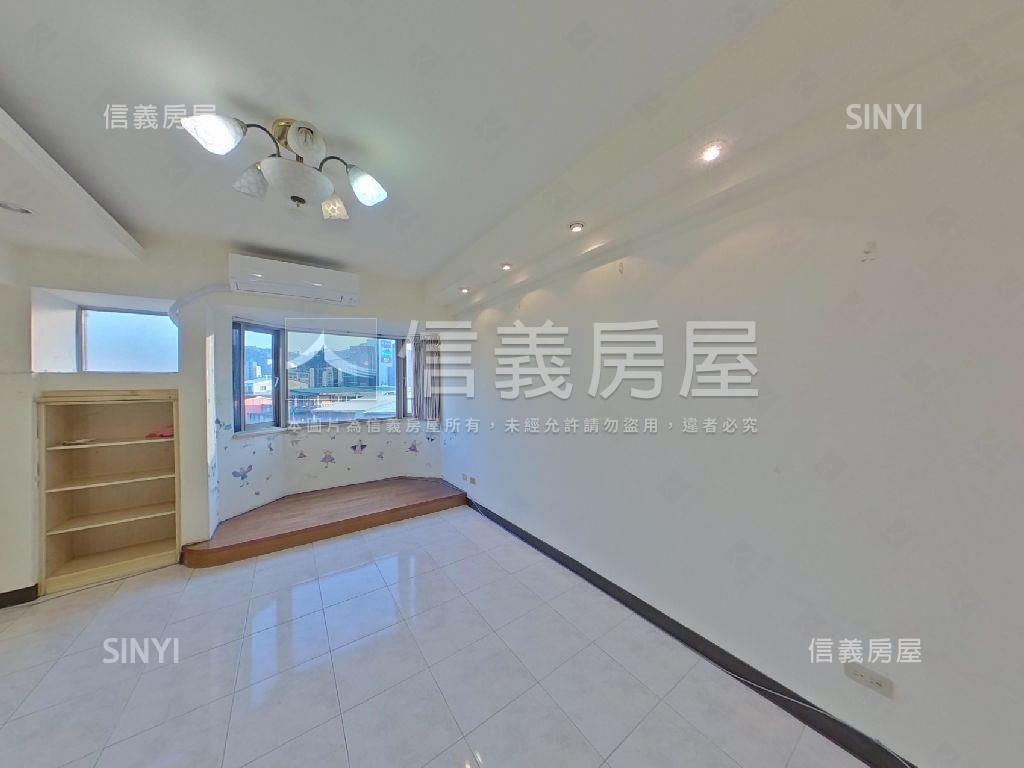 康寧捷運大坪林邊間三房房屋室內格局與周邊環境